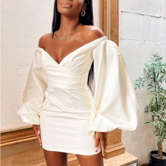 House of CB Dresses House Of Cb Carlyn Ivory Satin Balloon Sleeve